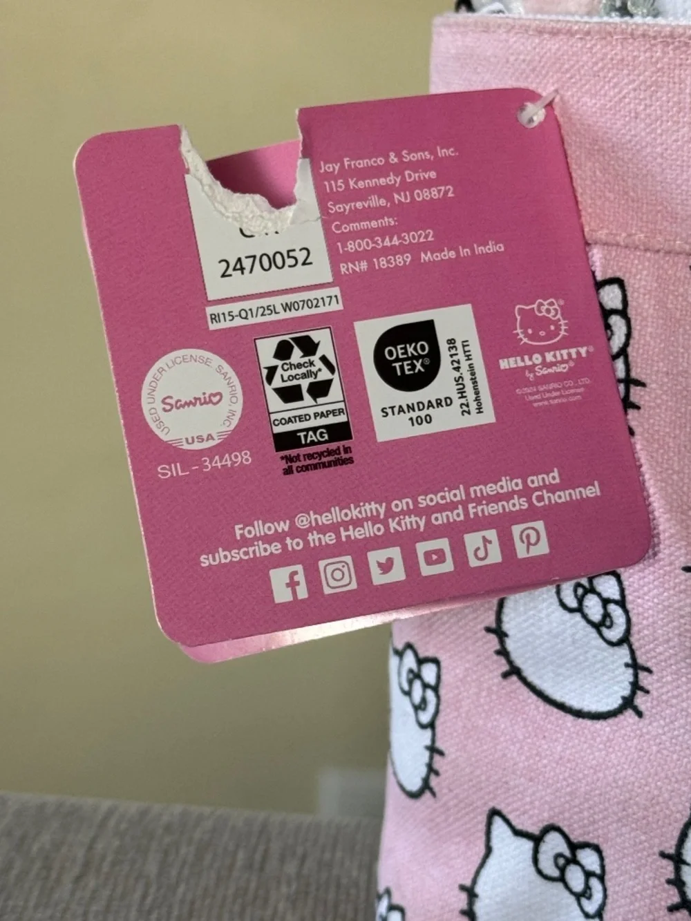 Hello Kitty 5 Pack Washcloth Caddy Set